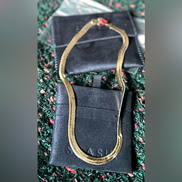 ‼️RARE‼️🎸SHASHI🎸🔥NWT🔥Khaleesi 14K Goldplated Chain Necklace - Picture 4 of 11